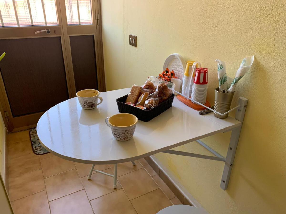 B&B Arcipelago La Maddalena  Luaran gambar